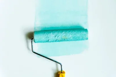 Peinture intérieure à la Capelle-Bonance — murs, plafonds et boiseries